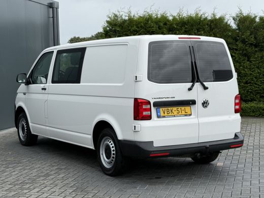 Volkswagen Transporter 2.0 TDI / L2H1 / DUBBELE CABINE / TREKHAAK / 1e EIG. / CRUISE / AIRCO / ISOFIX ActivLease financial lease