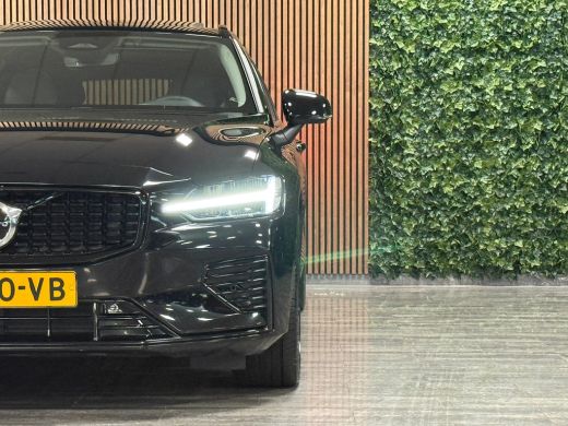 Volvo  V60 T6 AWD Recharge Plus Dark | Schuifdak | Adaptieve Cruise Control | Stoelverwarming voor+achter | ... ActivLease financial lease