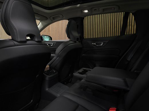 Volvo  V60 T6 AWD Recharge Plus Dark | Schuifdak | Adaptieve Cruise Control | Stoelverwarming voor+achter | ... ActivLease financial lease