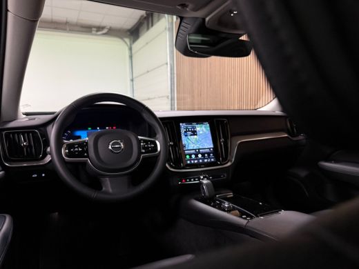 Volvo  V60 T6 AWD Recharge Plus Dark | Schuifdak | Adaptieve Cruise Control | Stoelverwarming voor+achter | ... ActivLease financial lease