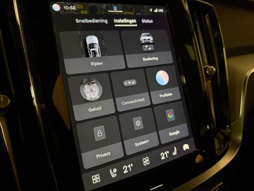 Volvo  V60 T6 AWD Recharge Plus Dark | Schuifdak | Adaptieve Cruise Control | Stoelverwarming voor+achter | ... ActivLease financial lease