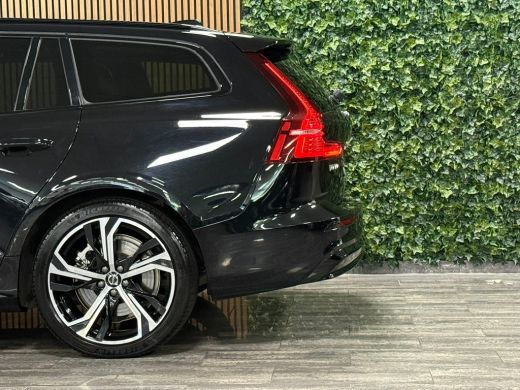 Volvo  V60 T6 AWD Recharge Plus Dark | Schuifdak | Adaptieve Cruise Control | Stoelverwarming voor+achter | ... ActivLease financial lease