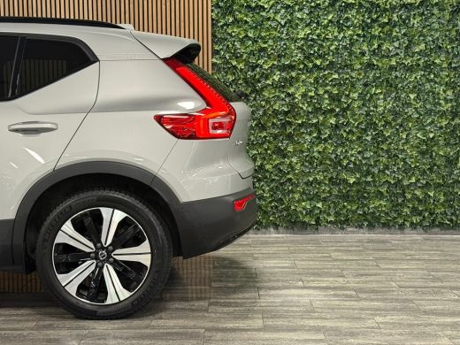 Volvo  XC40 T5 Recharge Ultimate Dark | Trekhaak | Schuifdak | Harman Kardon | Parkeercamera | All Season ban... ActivLease financial lease