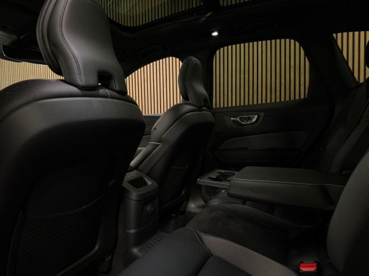 Volvo  XC60 T8 AWD Recharge Plus Dark | Luchtvering | Trekhaak | 360&deg; Camera | Harman Kardon | 455pk | Adapti... ActivLease financial lease