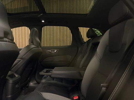 Volvo  XC60 T8 AWD Recharge Plus Dark | Luchtvering | Trekhaak | 360&deg; Camera | Harman Kardon | 455pk | Adapti... ActivLease financial lease