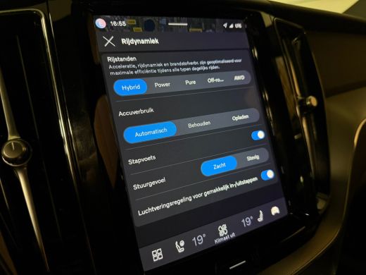 Volvo  XC60 T8 AWD Recharge Plus Dark | Luchtvering | Trekhaak | 360&deg; Camera | Harman Kardon | 455pk | Adapti... ActivLease financial lease