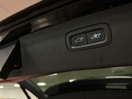Volvo  XC90 T8 AWD Recharge Ultimate Bright | Luchtvering | Trekhaak | 360 Camera | Head-Up Display | 455pk |... ActivLease financial lease
