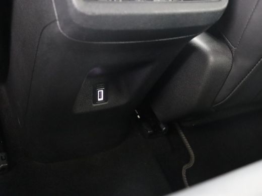 Citroën C5 Aircross 1.6 Plug-in Hybrid 225 Business Plus | SOH 98.5% | Leder | Cruise control | Camera | Stoelverwarm... ActivLease financial lease