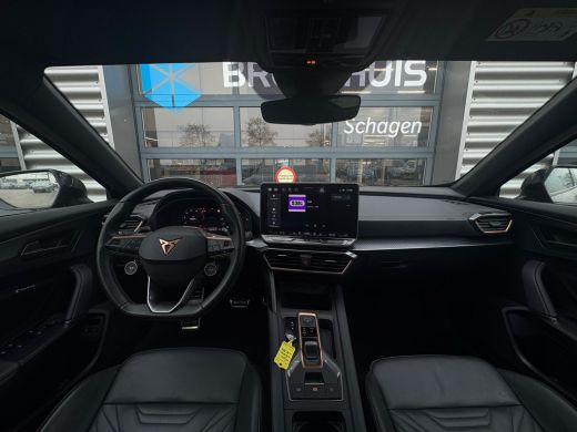 CUPRA Formentor 1.5 TSI e-Hybrid 272 pk VZ Performance | Panoramadak | Wegklapbare Trekhaak | Rondomzicht camera ... ActivLease financial lease