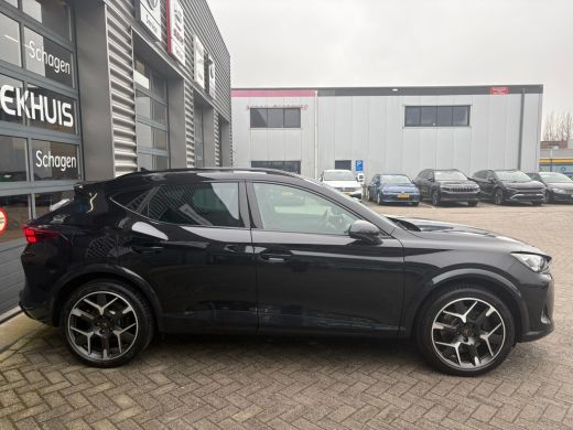 CUPRA Formentor 1.5 TSI e-Hybrid 272 pk VZ Performance | Panoramadak | Wegklapbare Trekhaak | Rondomzicht camera ... ActivLease financial lease
