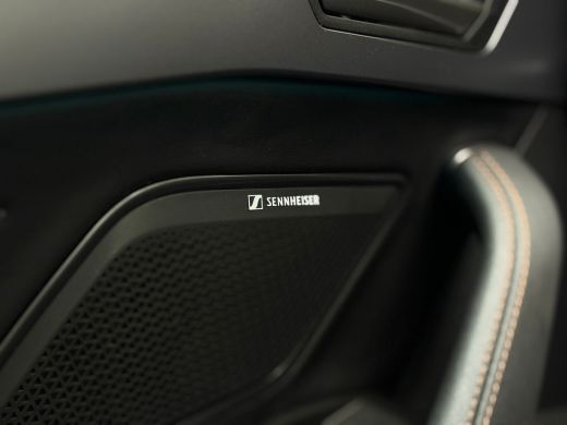 CUPRA Formentor 1.5 TSI e-Hybrid 272 pk VZ Performance | SOH 98,6% | Panoramadak | Wegklapbare Trekhaak | 360 cam... ActivLease financial lease
