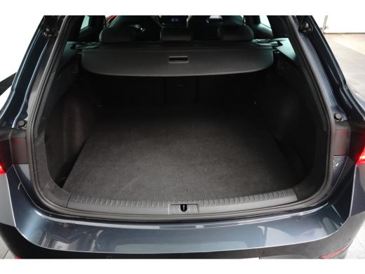 CUPRA Leon Sportstourer e-Hybrid l Camera l Stuurverwarming l Adapt. Cr Control l Full LED l 18" l PDC V & A l Navigatie ... ActivLease financial lease