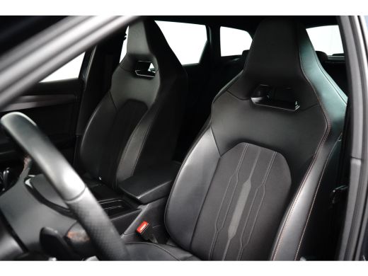 CUPRA Leon Sportstourer e-Hybrid l Camera l Stuurverwarming l Adapt. Cr Control l Full LED l 18" l PDC V & A l Navigatie ... ActivLease financial lease