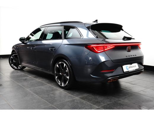 CUPRA Leon Sportstourer e-Hybrid l Camera l Stuurverwarming l Adapt. Cr Control l Full LED l 18" l PDC V & A l Navigatie ... ActivLease financial lease