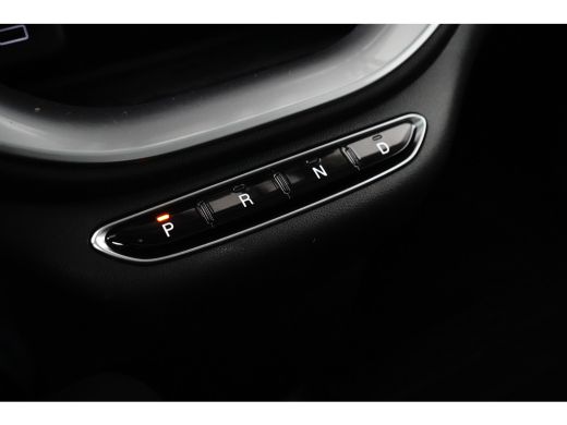Fiat 500 3+1 Icon 42 kWh l Pano Dak l Camera l 17" Velgen l Full LED Dagrij l Navigatie l Cr Control l Dod... ActivLease financial lease