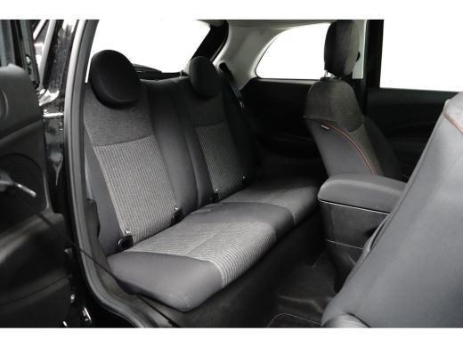Fiat 500 3+1 Icon 42 kWh l Pano Dak l Camera l 17" Velgen l Full LED Dagrij l Navigatie l Cr Control l Dod... ActivLease financial lease