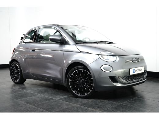 Fiat 500C La Prima 42 kWh l Leder l 17" l Adaptive Cr Control l Stuurverwarming l Cabrio! l Navigatie l Sid... ActivLease financial lease