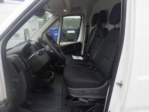 Fiat Ducato L2H2 2.2 140 PK 3.5t Heavy 8 JAAR FABRIEKSGARANTIE | CARPLAY | TREKHAAK | 10" SCHERM + NAVI + CAMERA ActivLease financial lease