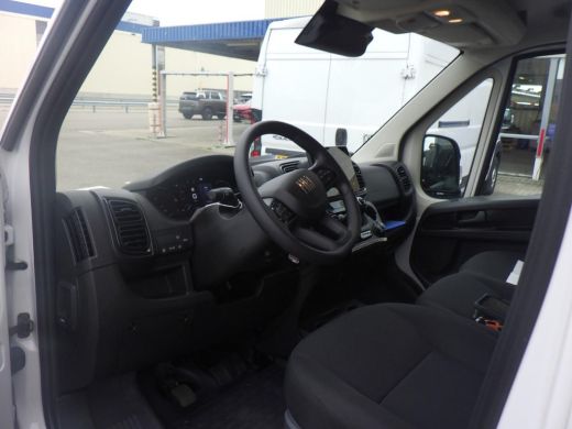 Fiat Ducato L2H2 2.2 140 PK 3.5t Heavy 8 JAAR FABRIEKSGARANTIE | CARPLAY | TREKHAAK | 10" SCHERM + NAVI + CAMERA ActivLease financial lease