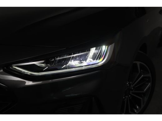 Ford Focus 1.0 EcoBoost Hybrid ST Line X | Open Dak | LED | Winterpack | B&O | AGR Stoel | Cruise Adaptive |... ActivLease financial lease