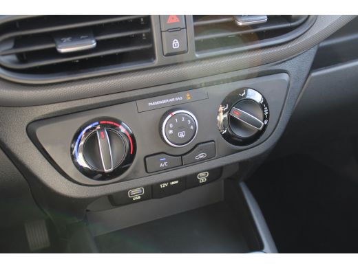 Hyundai i10 1.0 Comfort Smart 5-zits | Automaat | | Achteruitrijcamera | Airco | Cruise control ActivLease financial lease