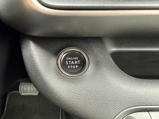 Jeep Avenger Altitude 54 kWh ACHTERUITRIJCAMERA| AIRCO AUTOMATISCH| ADAPTIEVE CRUISE CONTROL| KEYLESS ENTRY| V... ActivLease financial lease