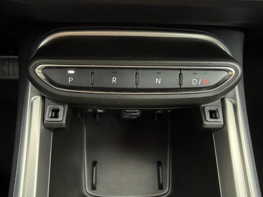 Jeep Avenger Altitude 54 kWh ACHTERUITRIJCAMERA| AIRCO AUTOMATISCH| ADAPTIEVE CRUISE CONTROL| KEYLESS ENTRY| V... ActivLease financial lease