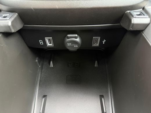 Jeep Avenger Altitude 54 kWh ACHTERUITRIJCAMERA| AIRCO AUTOMATISCH| ADAPTIEVE CRUISE CONTROL| KEYLESS ENTRY| V... ActivLease financial lease
