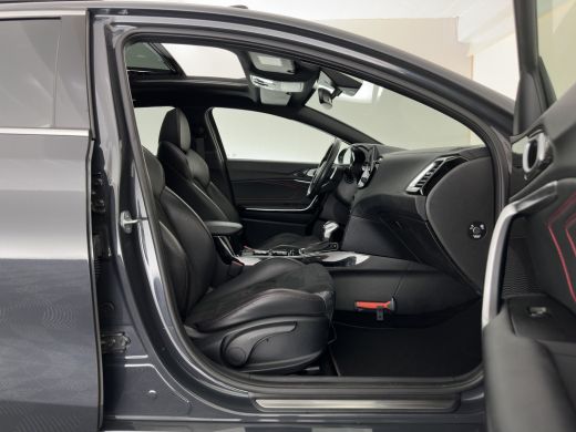 Kia ProCeed 1.6 T-GDi GT (INCL.BTW) *PANO | LEATHER-MICROFIBRE | FULL-LED | MEMORY-PACK | JBL-SOUND | ADAPTIV... ActivLease financial lease