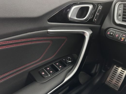 Kia ProCeed 1.6 T-GDi GT (INCL.BTW) *PANO | LEATHER-MICROFIBRE | FULL-LED | MEMORY-PACK | JBL-SOUND | ADAPTIV... ActivLease financial lease