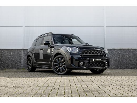 Mini Countryman 1.5 Cooper S E ALL4 Leder / Camera / 18 inch / Carplay ActivLease financial lease
