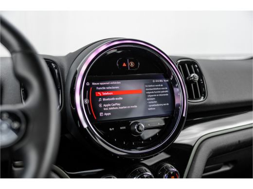 Mini Countryman 1.5 Cooper S E ALL4 Leder / Camera / 18 inch / Carplay ActivLease financial lease