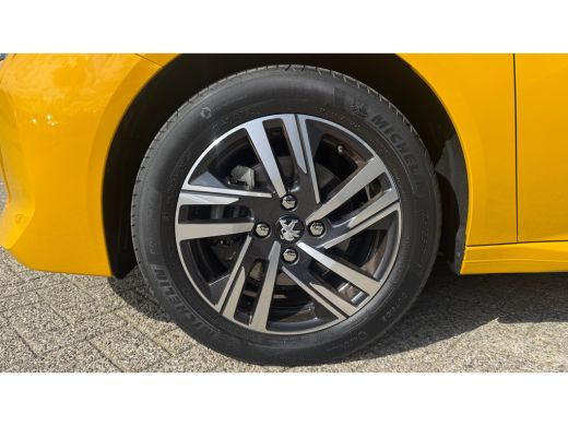 Peugeot 208 1.2 PURETECH 100PK ALLURE PACK / NAVI / LEDER / CLIMA / FULL-LED / PDC / 16" LMV / APPLE CARPLAY ... ActivLease financial lease