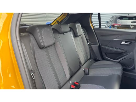 Peugeot 208 1.2 PURETECH 100PK ALLURE PACK / NAVI / LEDER / CLIMA / FULL-LED / PDC / 16" LMV / APPLE CARPLAY ... ActivLease financial lease