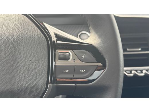 Peugeot 208 1.2 PURETECH 100PK ALLURE PACK / NAVI / LEDER / CLIMA / FULL-LED / PDC / 16" LMV / APPLE CARPLAY ... ActivLease financial lease