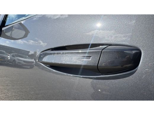 Peugeot 3008 1.2 HYBRID 145PK ALLURE AUTOMAAT / NAVI / LEDER / CLIMA / FULL-LED / 19" LMV / KEYLESS / CAMERA /... ActivLease financial lease