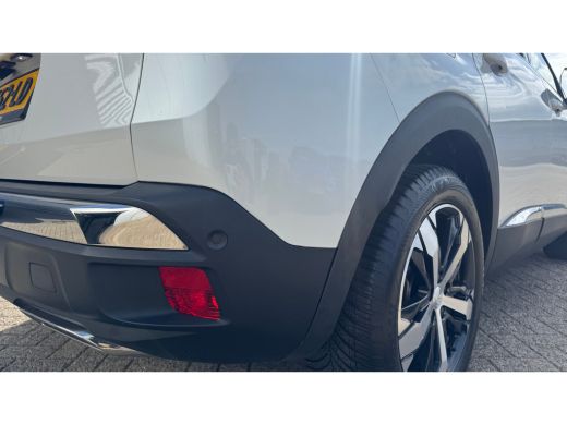 Peugeot 3008 1.2 PURETECH 130PK GT PACK AUTOMAAT / NAVI / LEDER / CLIMA / PDC / 19" LMV / APPLE CARPLAY / FOCA... ActivLease financial lease