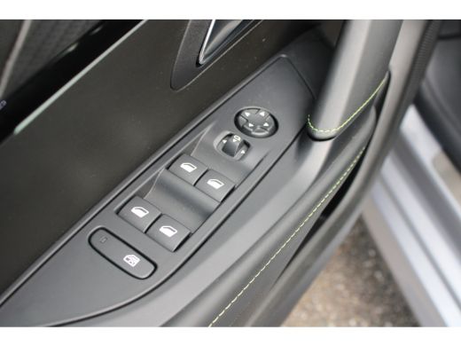 Peugeot e-208 EV GT 51 kWh | Fase 3 laden | SOH 96% | Luxe stoelen | Massage | Stoelverwarming | Navigatie | Ca... ActivLease financial lease