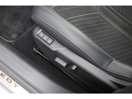 Peugeot e-208 EV GT 51 kWh | Fase 3 laden | SOH 96% | Luxe stoelen | Massage | Stoelverwarming | Navigatie | Ca... ActivLease financial lease