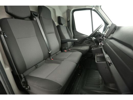 Renault Master 2.3 dCi 150PK L2H2 | Airco | Cruise | Camera | Carplay | 3 Zits | Elektrpakket ActivLease financial lease