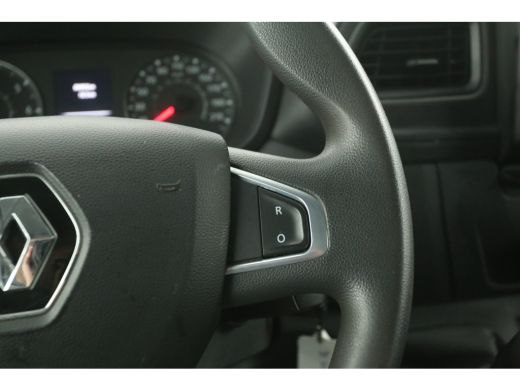 Renault Master 2.3 dCi 150PK L2H2 | Airco | Cruise | Camera | Carplay | 3 Zits | Elektrpakket ActivLease financial lease