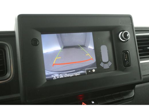 Renault Master 2.3 dCi 150PK L2H2 | Airco | Cruise | Camera | Carplay | 3 Zits | Elektrpakket ActivLease financial lease