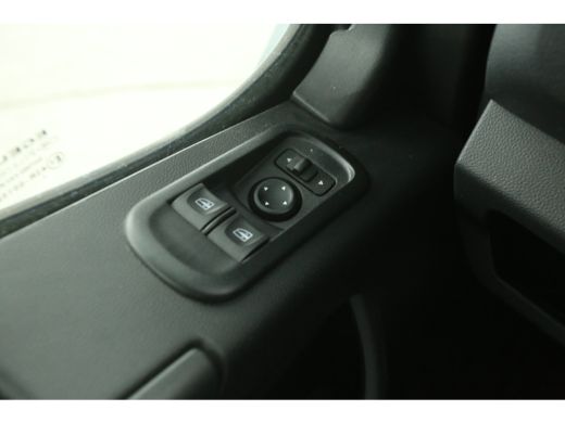 Renault Master 2.3 dCi 150PK L2H2 | Airco | Cruise | Camera | Carplay | 3 Zits | Elektrpakket ActivLease financial lease