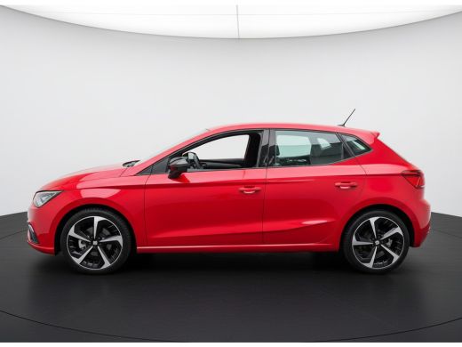 Seat Ibiza TSI 116PK DSG FR-SPORT CAMERA/CARPLAY/STOELVERWARMING ActivLease financial lease
