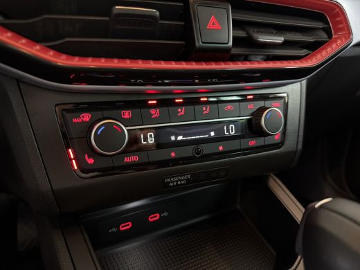 Seat Ibiza TSI 116PK DSG FR-SPORT CAMERA/CARPLAY/STOELVERWARMING ActivLease financial lease