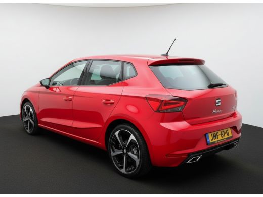 Seat Ibiza TSI 116PK DSG FR-SPORT CAMERA/CARPLAY/STOELVERWARMING ActivLease financial lease