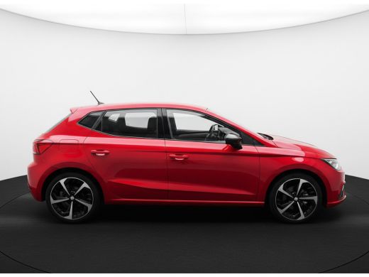 Seat Ibiza TSI 116PK DSG FR-SPORT CAMERA/CARPLAY/STOELVERWARMING ActivLease financial lease
