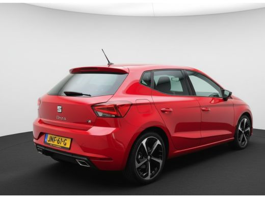 Seat Ibiza TSI 116PK DSG FR-SPORT CAMERA/CARPLAY/STOELVERWARMING ActivLease financial lease