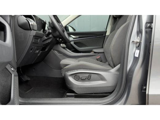 Skoda Kodiaq 150pk 1.5 TSI MHEV Business Edition 7p. | Trekhaak | Carplay | Adaptive Cruise | Elektrische Best... ActivLease financial lease