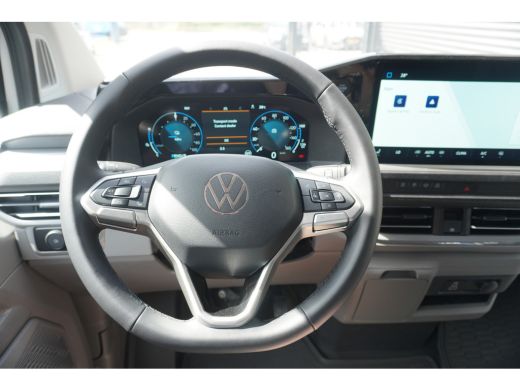 Volkswagen e-Transporter Life L2H1 218 pk, Achterdeuren zonder ruit, Trekhaak, Climatronic, Bijrijdersbank ActivLease financial lease